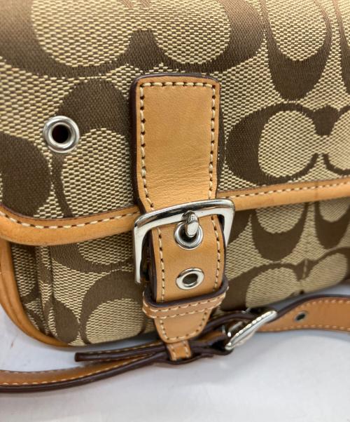 COACH（コーチ）COACH (コーチ) シグネチャーショルダーバッグ ベージュの古着・服飾アイテム