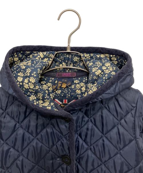 LAVENHAM（ラベンハム）LAVENHAM (ラベンハム) LIBERTY (リバティー) キルティングコート ネイビー サイズ:36の古着・服飾アイテム