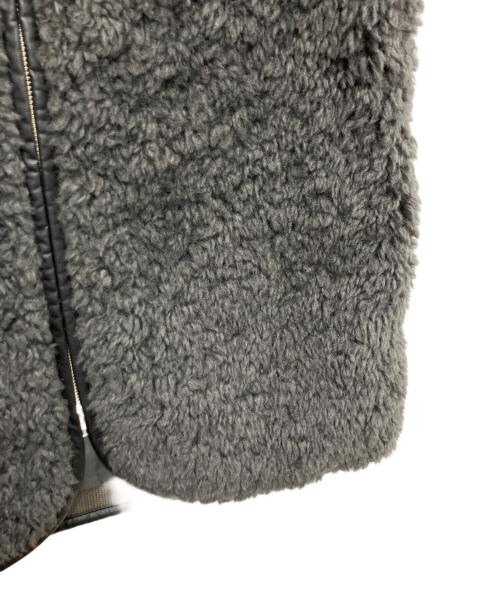 JOURNAL STANDARD relume（ジャーナルスタンダード レリューム）JOURNAL STANDARD relume (ジャーナルスタンダード レリューム) シープフェイクファージップベスト グレー サイズ:freeの古着・服飾アイテム