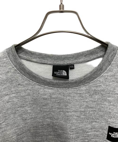 THE NORTH FACE（ザ ノース フェイス）THE NORTH FACE (ザ ノース フェイス) スクエアロゴクルー グレー サイズ:XXLの古着・服飾アイテム
