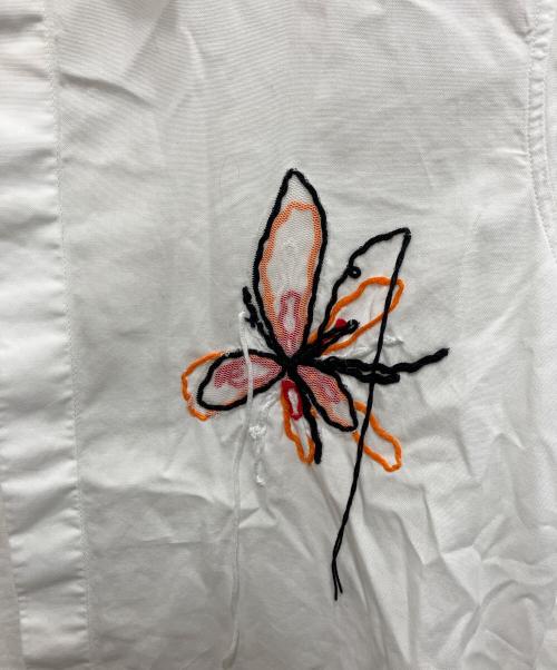 Maison Margiela（メゾンマルジェラ）Maison Margiela (メゾンマルジェラ) フラワー刺繍シャツ ホワイト サイズ:SIZE39の古着・服飾アイテム