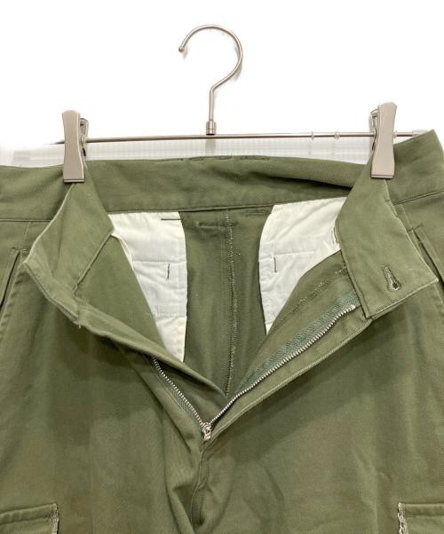 soerte（ソエルテ）soerte (ソエルテ) ワイドストレート ミリタリー カーゴパンツ カーキ サイズ:2の古着・服飾アイテム