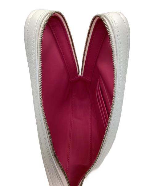 BALENCIAGA（バレンシアガ）BALENCIAGA (バレンシアガ) トライアングルクラッチバッグ ホワイトの古着・服飾アイテム