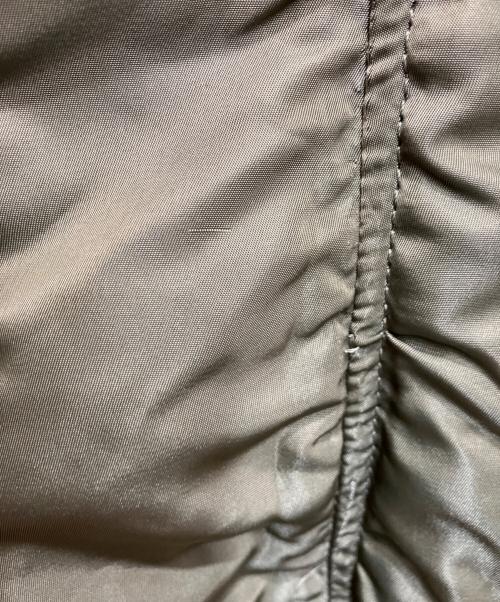 ALPHA INDUSTRIES（アルファインダストリーズ）ALPHA INDUSTRIES (アルファインダストリーズ) N2-B フライトジャケット カーキ サイズ:Mの古着・服飾アイテム