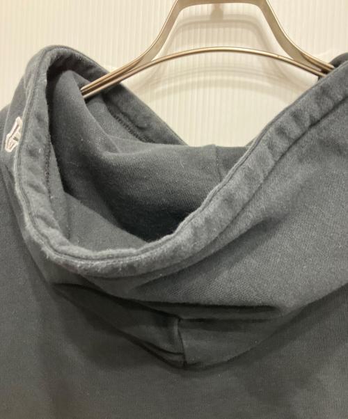 Y's（ワイズ）Y's (ワイズ) New Era (ニューエラ) センターロゴプルオーバーパーカー ブラック サイズ:4の古着・服飾アイテム
