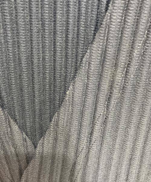 HOMME PLISSE ISSEY MIYAKE（オム プリッセ イッセイ ミヤケ）HOMME PLISSE ISSEY MIYAKE (オム プリッセ イッセイ ミヤケ) BASICS プリーツカーディガン ネイビー サイズ:SIZE2の古着・服飾アイテム