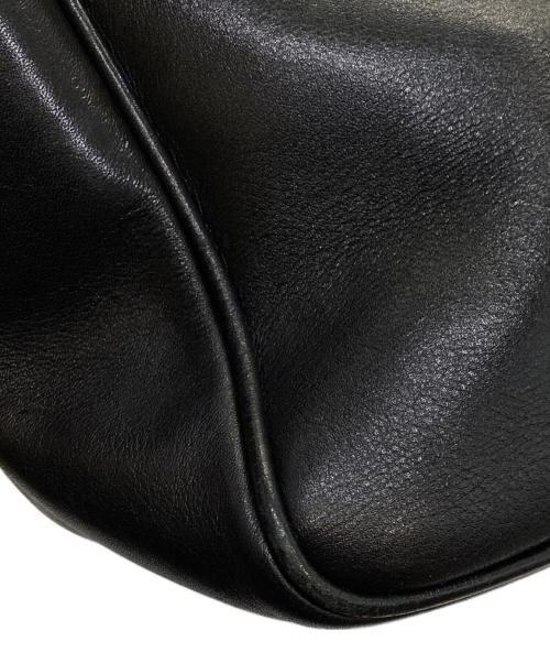 Christian Dior（クリスチャン ディオール）Christian Dior (クリスチャン ディオール) ロゴチャームフラップショルダーバッグ ブラックの古着・服飾アイテム