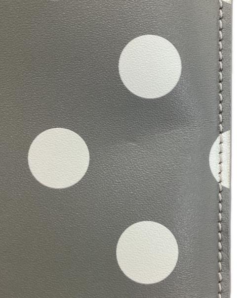 COMME des GARCONS（コムデギャルソン）COMME des GARCONS (コムデギャルソン) Palka Dots Printed レザーポーチ グレーの古着・服飾アイテム