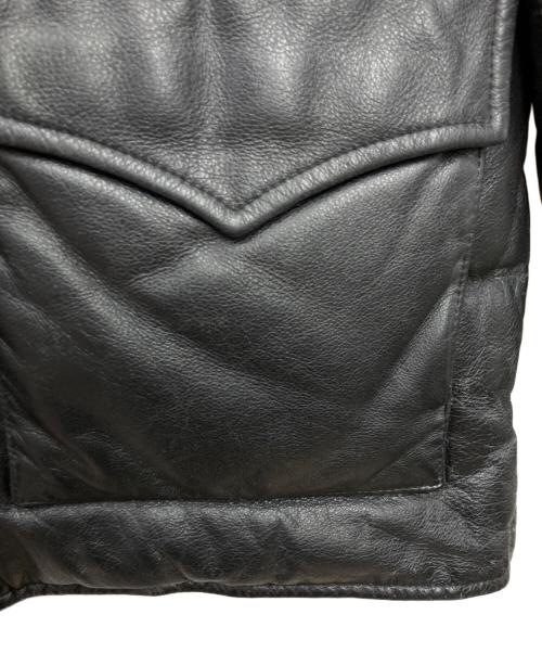 A BATHING APE（アベイシングエイプ）A BATHING APE (アベイシングエイプ) レザーダウンジャケット ブラック サイズ:Lの古着・服飾アイテム