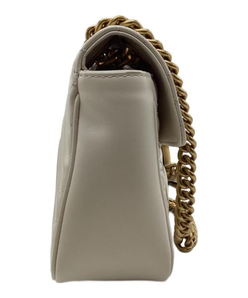 GUCCI（グッチ）GUCCI (グッチ) GGマーモント チェーンショルダーバッグ ホワイトの古着・服飾アイテム