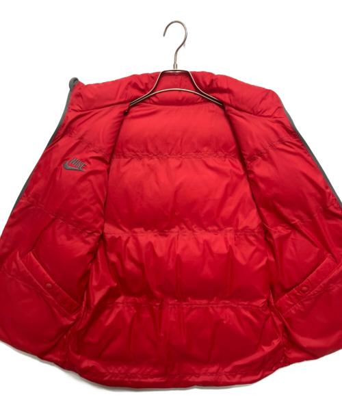 NIKE（ナイキ）NIKE (ナイキ) リバーシブルダウンベスト グレー×レッド サイズ:Lの古着・服飾アイテム