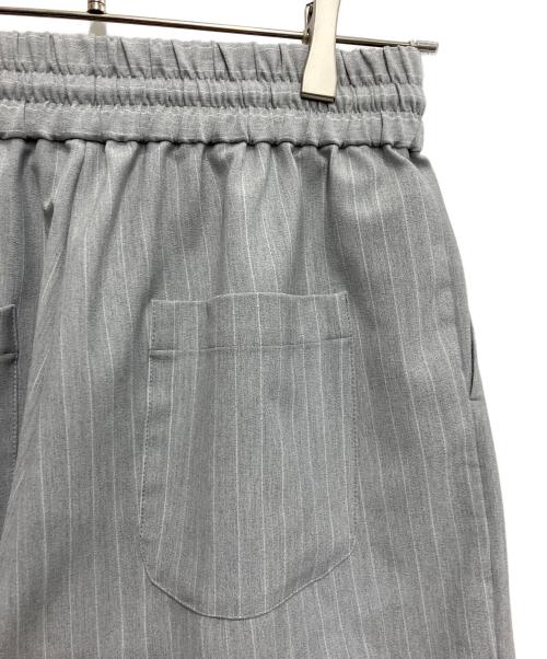 Lui's（ルイス）Lui's (ルイス) ストライプイージーパンツ グレー サイズ:Mの古着・服飾アイテム