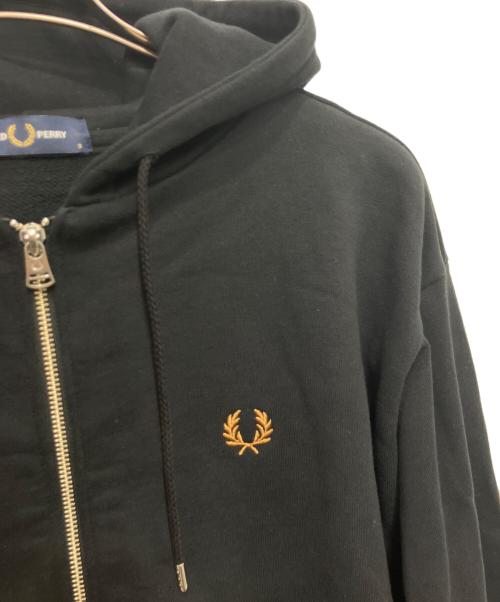 FRED PERRY（フレッドペリー）FRED PERRY (フレッドペリー) ジップパーカー ブラック サイズ:Sの古着・服飾アイテム
