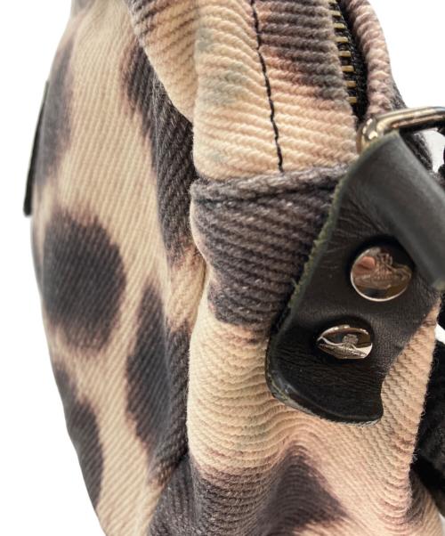 Vivienne Westwood（ヴィヴィアンウエストウッド）Vivienne Westwood (ヴィヴィアンウエストウッド) レオパード柄ショルダーバッグ ホワイト×ブラックの古着・服飾アイテム