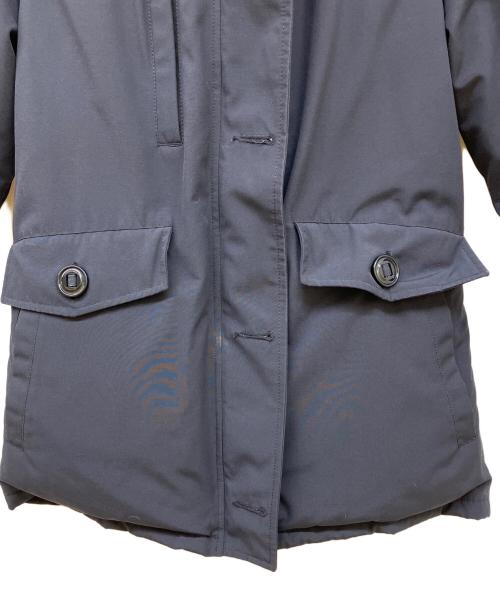 CANADA GOOSE（カナダグース）CANADA GOOSE (カナダグース) CHARLOTTE PARKA ネイビー サイズ:Mの古着・服飾アイテム