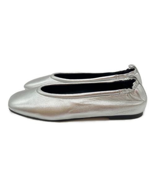3.1 phillip lim（スリーワンフィリップリム）3.1 phillip lim (スリーワンフィリップリム) バックギャザー フラットシューズ シルバー サイズ:SIZE 39の古着・服飾アイテム