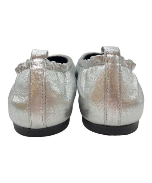 3.1 phillip lim（スリーワンフィリップリム）3.1 phillip lim (スリーワンフィリップリム) バックギャザー フラットシューズ シルバー サイズ:SIZE 39の古着・服飾アイテム