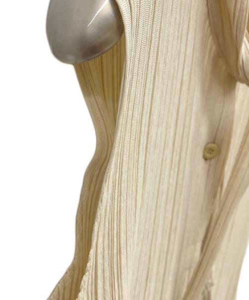 PLEATS PLEASE（プリーツプリーズ）PLEATS PLEASE (プリーツプリーズ) ボウタイワンピース ベージュ サイズ:3の古着・服飾アイテム