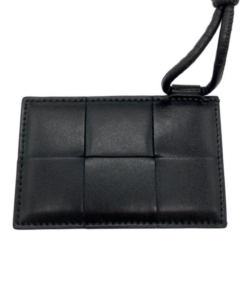 BOTTEGA VENETA（ボッテガベネタ）BOTTEGA VENETA (ボッテガベネタ) カセットバッジホルダーパスケース ブラックの古着・服飾アイテム
