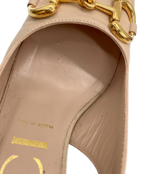 GUCCI（グッチ）GUCCI (グッチ) ホースビットスクエアトゥパンプス ベージュ サイズ:38の古着・服飾アイテム