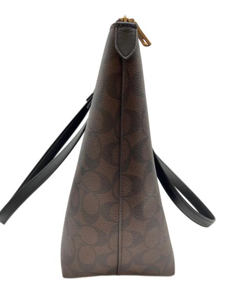 COACH（コーチ）COACH (コーチ) ギャラリー トート シグネチャー キャンバス ブラウンの古着・服飾アイテム
