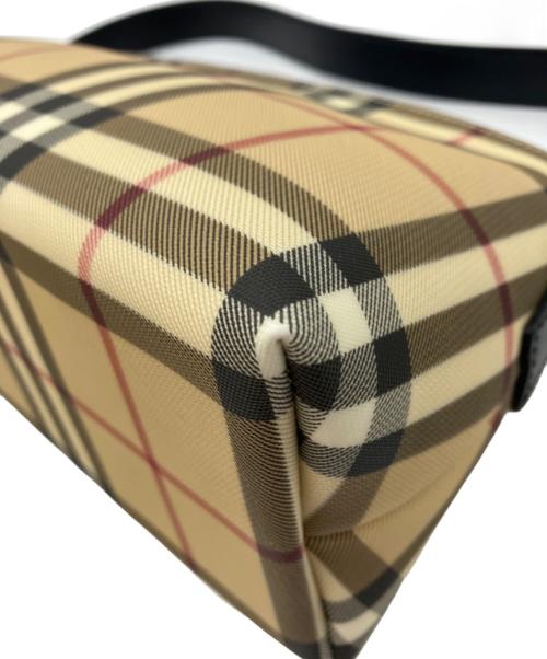BURBERRY LONDON（バーバリーロンドン）BURBERRY LONDON (バーバリーロンドン) ノバチェックワンショルダーバッグ ベージュの古着・服飾アイテム