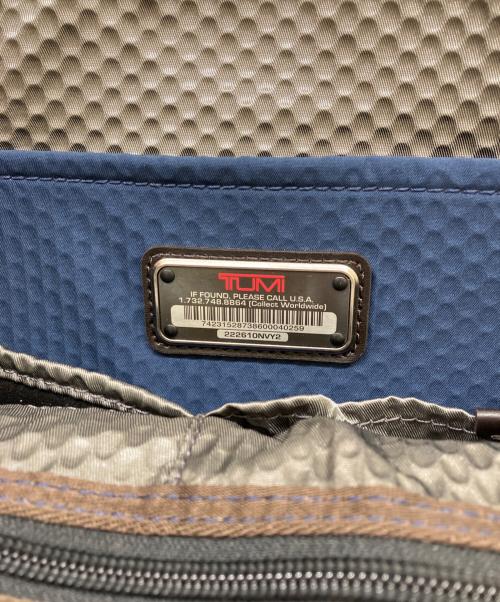 TUMI（トゥミ）TUMI (トゥミ) ビジネスバッグ ネイビーの古着・服飾アイテム