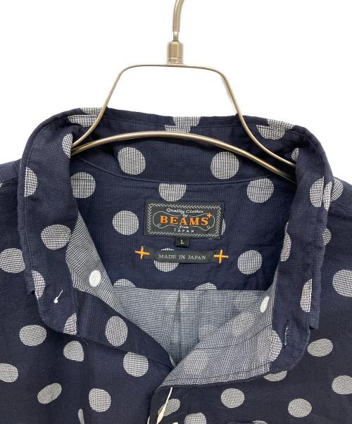 BEAMS PLUS（ビームスプラス）BEAMS PLUS (ビームスプラス) Button Down Over Print Classic Fit ネイビー×ホワイト サイズ:L 未使用品の古着・服飾アイテム