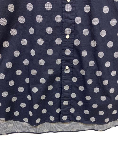 BEAMS PLUS（ビームスプラス）BEAMS PLUS (ビームスプラス) Button Down Over Print Classic Fit ネイビー×ホワイト サイズ:L 未使用品の古着・服飾アイテム