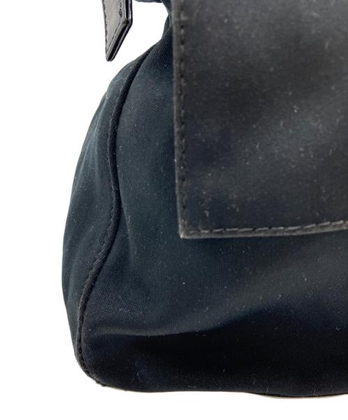 FENDI（フェンディ）FENDI (フェンディ) ショルダーバッグ ブラックの古着・服飾アイテム