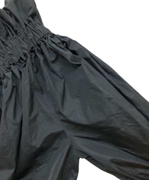cygne（シーニュ）cygne (シーニュ) フリルギャザーオフショルブラウス ブラック サイズ:Fの古着・服飾アイテム
