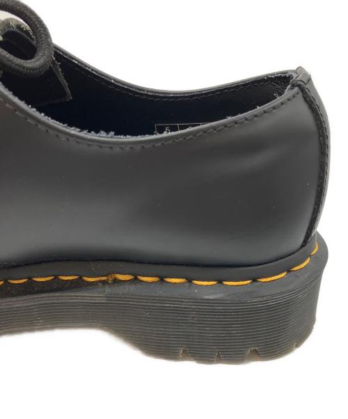 Dr.Martens（ドクターマーチン）Dr.Martens (ドクターマーチン) 3ホールレザーシューズ ブラック サイズ:UK5の古着・服飾アイテム