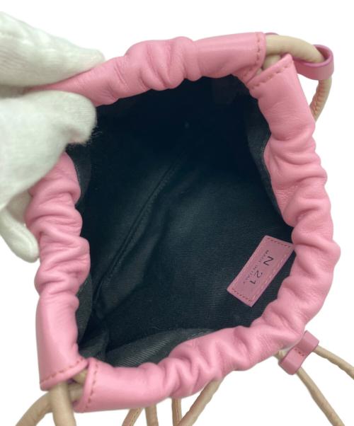 N°21（ヌメロヴェントゥーノ）N°21 (ヌメロヴェントゥーノ) ポシェットMINI EVA ピンクの古着・服飾アイテム
