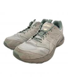 asics（アシックス）の古着「GEL-TERRAIN」｜オイスターグレー