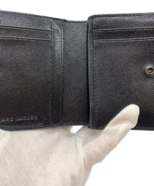 MARC JACOBS（マークジェイコブス）MARC JACOBS (マークジェイコブス) スナップショット ディーティーエム ミニ コンパクト ウォレット ブラックの古着・服飾アイテム