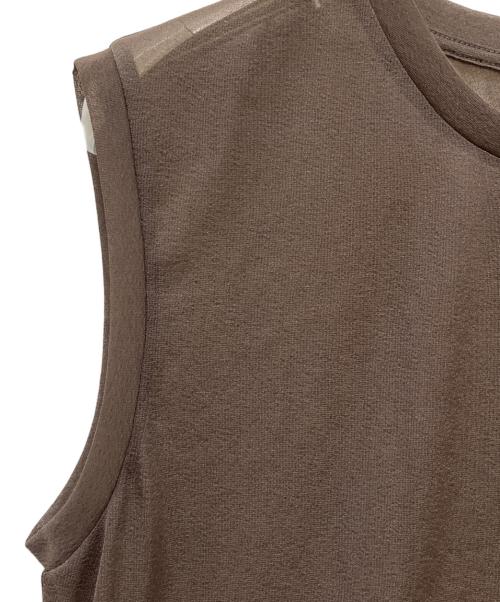 Noble（ノーブル）Noble (ノーブル) シアースキニーノースリーブトップス ブラウン サイズ:SIZE Freeの古着・服飾アイテム