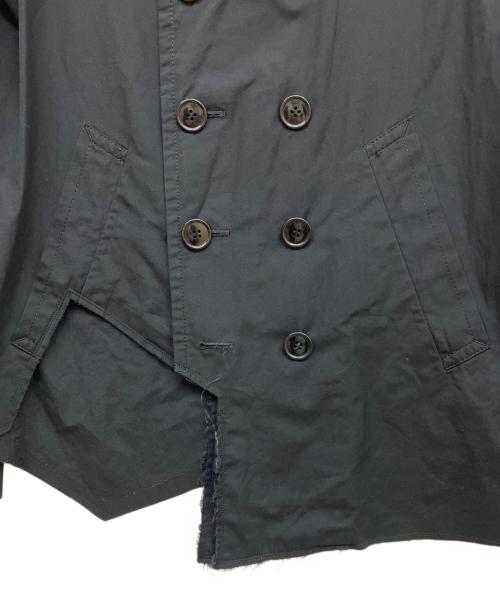 COMME des GARCONS HOMME PLUS（コムデギャルソンオムプリュス）COMME des GARCONS HOMME PLUS (コムデギャルソンオムプリュス) 変形ショートトレンチコート ブラック サイズ:XSの古着・服飾アイテム