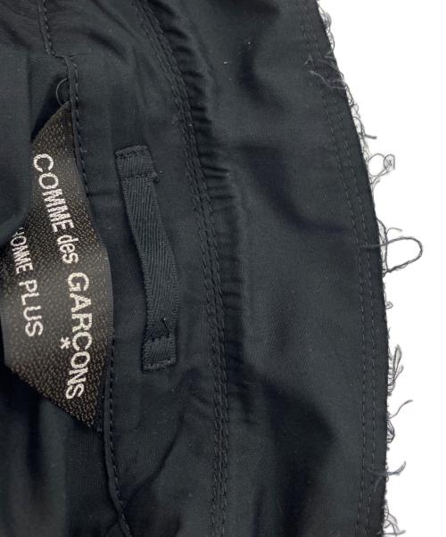 COMME des GARCONS HOMME PLUS（コムデギャルソンオムプリュス）COMME des GARCONS HOMME PLUS (コムデギャルソンオムプリュス) 変形ショートトレンチコート ブラック サイズ:XSの古着・服飾アイテム