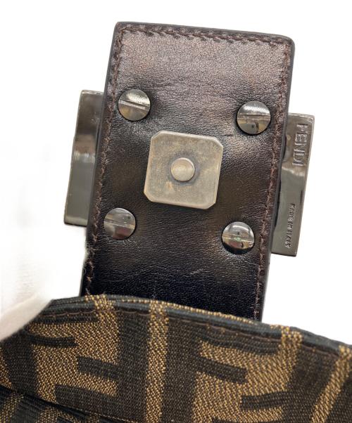 FENDI（フェンディ）FENDI (フェンディ) ショルダーバッグ ブラウンの古着・服飾アイテム