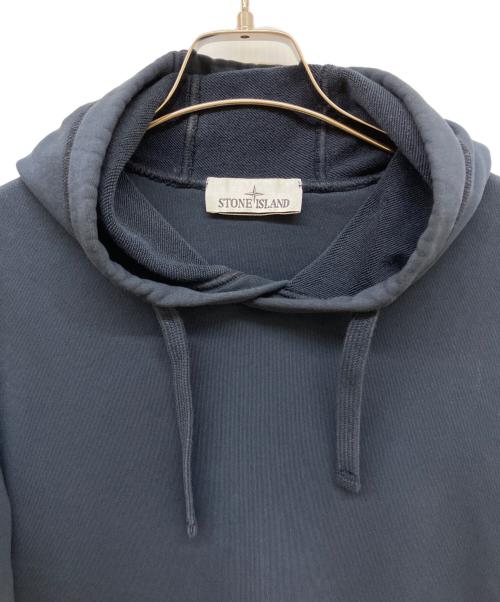 STONE ISLAND（ストーンアイランド）STONE ISLAND (ストーンアイランド) Pullover Hoodie ネイビー サイズ:Mの古着・服飾アイテム