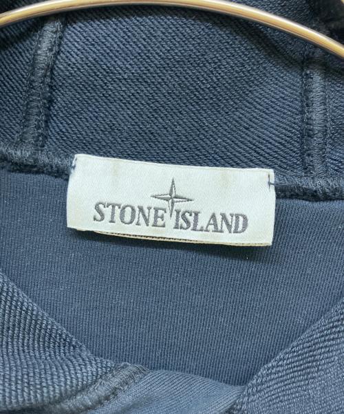 STONE ISLAND（ストーンアイランド）STONE ISLAND (ストーンアイランド) Pullover Hoodie ネイビー サイズ:Mの古着・服飾アイテム