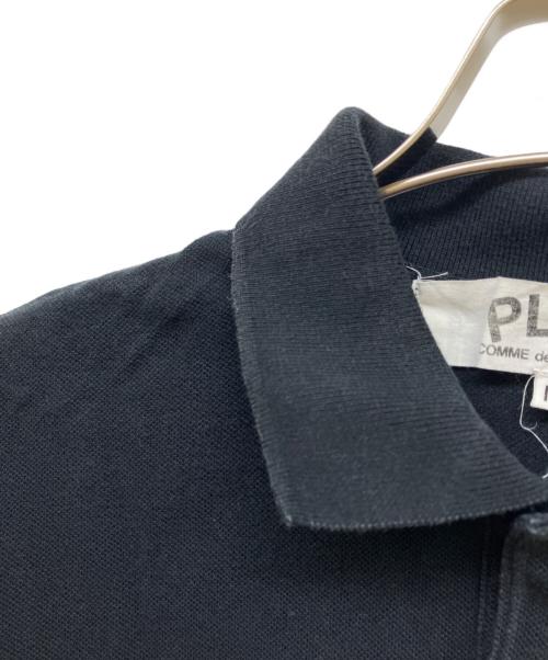 PLAY COMME des GARCONS（プレイコムデギャルソン）PLAY COMME des GARCONS (プレイコムデギャルソン) ポロシャツ ブラック サイズ:Mの古着・服飾アイテム