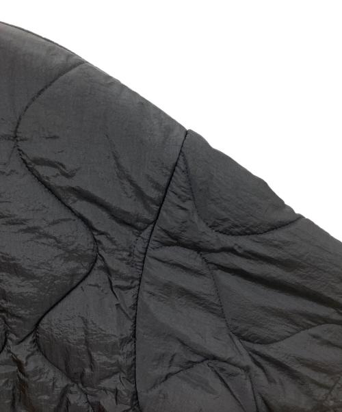 UN3D.（アンスリード）UN3D. (アンスリード) QUILTING COCOON BZ ブラック サイズ:Fの古着・服飾アイテム