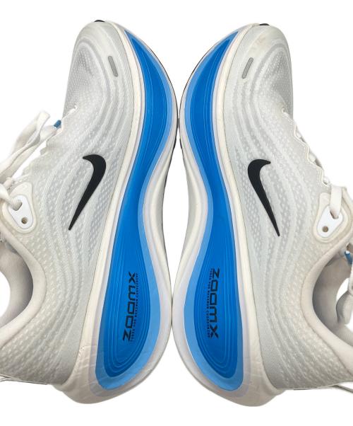 NIKE（ナイキ）NIKE (ナイキ) Vomero Plus ホワイト サイズ:27.5の古着・服飾アイテム