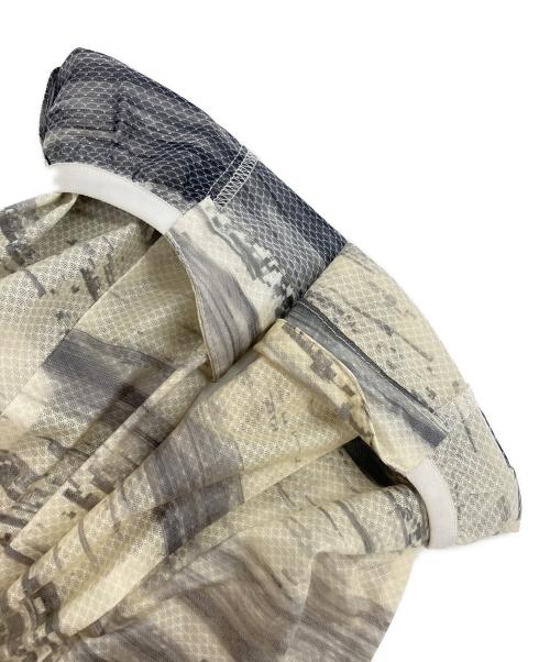 OAKLEY（オークリー）OAKLEY (オークリー) SKULL TRANSPARENT MESH JACKET 2.0 アイボリー×グレー サイズ:Lの古着・服飾アイテム