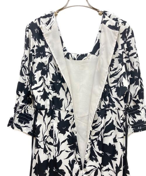 Snidel（スナイデル）Snidel (スナイデル) Sustainableフロッキープリントドレス ホワイト サイズ:SIZE Mの古着・服飾アイテム
