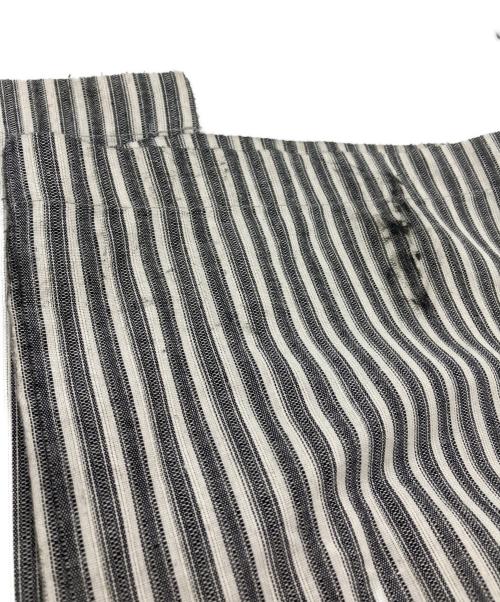 OHOTORO（オオトロ）OHOTORO (オオトロ) ストライプパンツ ホワイト×グレー サイズ:SIZE Mの古着・服飾アイテム