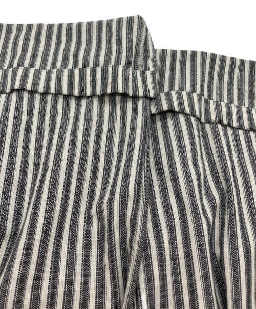 OHOTORO（オオトロ）OHOTORO (オオトロ) ストライプパンツ ホワイト×グレー サイズ:SIZE Mの古着・服飾アイテム