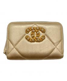CHANEL（シャネル）の古着「ジップコインパース CCマーク」｜ゴールド