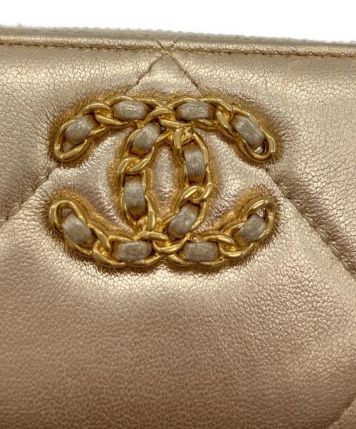 CHANEL（シャネル）CHANEL (シャネル) ジップコインパース CCマーク ゴールドの古着・服飾アイテム